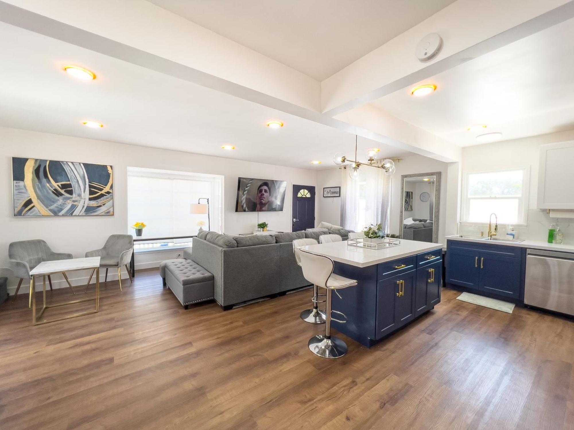 Luxury Villa With Hot Tub! Walk To Beach & Bars Long Beach Exteriér fotografie