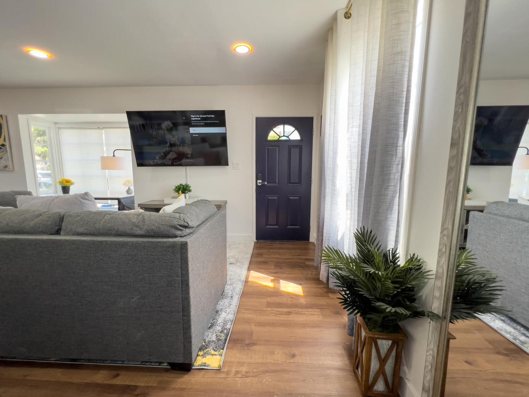 Luxury Villa With Hot Tub! Walk To Beach & Bars Long Beach Exteriér fotografie